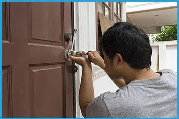 Long Branch Locksmith Service Long Branch, NJ 732-749-7441 - 16a-emergency-locksmith-opening